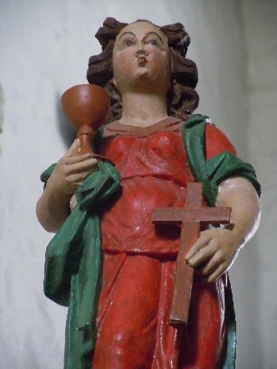 Aakirkeby - Figur an der Kanzel : Figur an der Kanzel der Aa kirke, aufgenommen am 30. Juli 2010 in Aakirkeby auf der dänischen Ostseeinsel Bornholm
