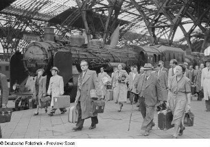 Ankunft von Händlern am Hauptbahnhof