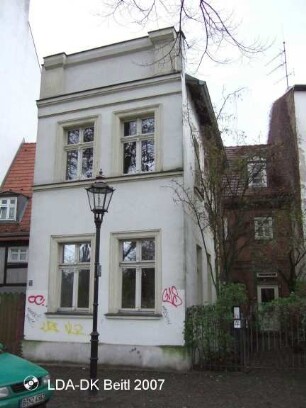 Wohnhaus & Mietshaus & Seitenflügel; Berlin, Spandau