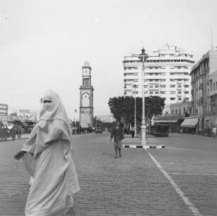 Marokko, Casablanca. Straßenbild mit Einheimischen