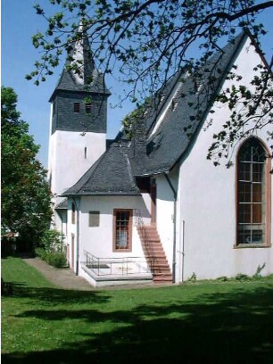 Turm und neues Langhaus querab