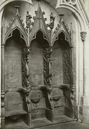 Dreisitz, Schulpforte