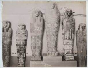 Gizeh-Museum, Gizeh ehem. Ismael-Pasha-Palast: Ansicht, Mumiensaal, Mumien