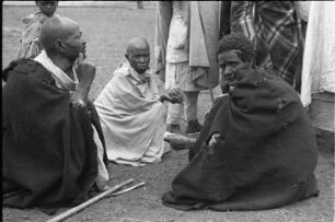 Angehörige der Oromo und Amhara (Äthiopienreise 1937/1938 - 7. Flugreise nach Dembi Dolo und Ausflüge ins Umland)