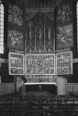 Stendal. St. Marien, Inneres, Altar