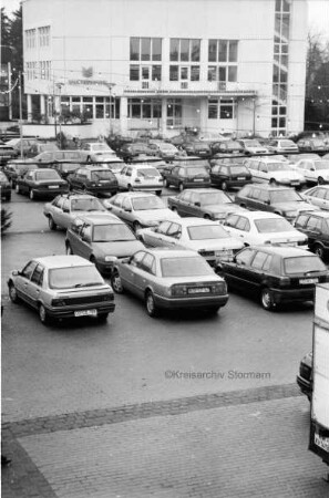 Rathausplatz: Parkplatzchaos