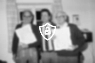 Heimatverein: Mitgliederversammung und Vorstandswahlen: 1. Vorsitzender [Name maskiert] mit Mühlenwart [Name maskiert] und Mühlenbauer [Name maskiert] 19. Januar 1987