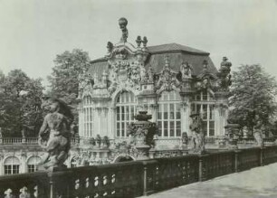 Wallpavillon