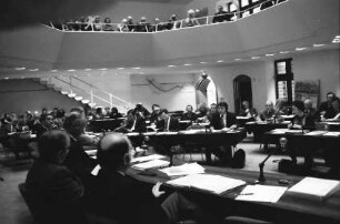 Freiburg: Ratsaal, Stadträte und Fraktionen