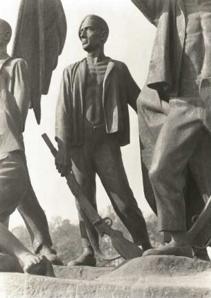 Cremer, Fritz. Buchenwald-Denkmal. Teilansicht. Weimar, Nationale Gedenkstätte Buchenwald auf dem Ettersberg