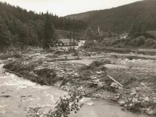 Unwetterkatastrophe im Osterzgebirge am 8./9. Juli 1927. Müglitztal bei Bärenhecke - Johnsbach. Schutt und Holz im Talboden