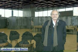 Jannis Kounellis; Neuen Nationalgalerie, Potsdamer Straße 50 (Tiergarten)