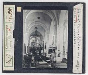 Lübeck: Dom, Blick in das Innere des Langhauses gen Osten