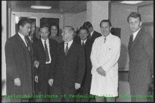 Besuch einer Delegation von Wissenschaftlern aus der Sowjetunion (UDSSR) am Kernforschungszentrum Karlsruhe (KfK)