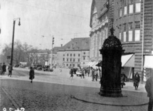 Leipzig: Richard-Wagner-Platz, Altes Theater v. Brühl aus
