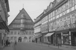 Osterode: Straße und Rathaus