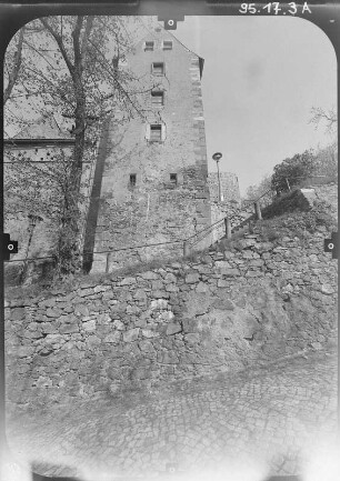 Kohren-Sahlis-Gnandstein. Burg Gnandstein (Baubeginn A. 13. Jh.). Torhaus. Giebelfront