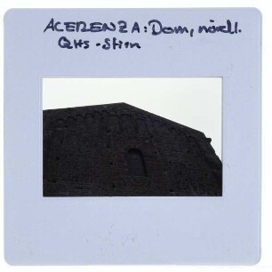 Acerenza, Kathedrale : Nordansicht Querhaus