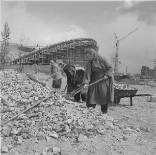 Berlin. Trümmerfrauen
