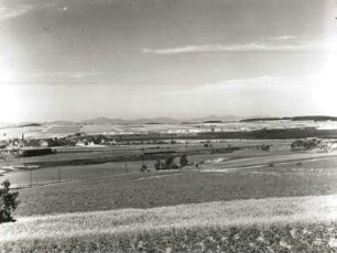 Tal der Küpper (auch Kipper) mit Türchau (Turoszów) und Braunkohlentagebau Hirschfelde. Blick nach Südwesten