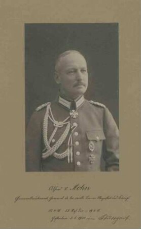 Alfred von Mohn, Generalleutnant, General à la Suite des Königs von Württemberg in Uniform und Orden
