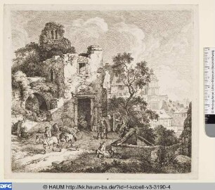 Ruine eines Stadttors auf einer Anhöhe