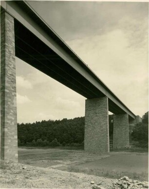 Autobahnbrücke, 1950