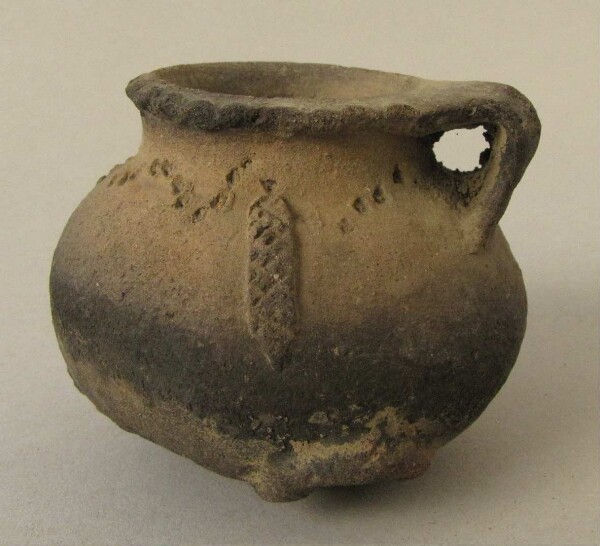 Clay vessel