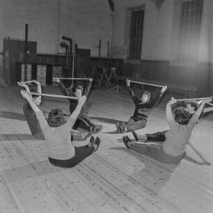 Göda, Gymnastik : Göda. Turnhalle. Gymnastikgruppe