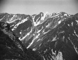 Honshū. Japanische Alpen. Kar-Nischen der Yarikette