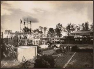 Fotoalbum: Deutsche Gartenbau- und Schlesische Gewerbe-Ausstellung (GUGALI), Liegnitz: Aufbauarbeiten der Ausstellungsgebäude: Bergerhalle und Weinrestaurant