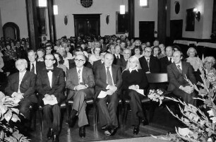 Freiburg: Kaufhaussaal, Konzert und Ausstellung Hortense von Gelmini, Auditorium