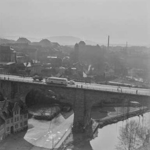 Bautzen : Bautzen. Blick vom Turm der Alten Wasserkunst auf die Friedensbrücke und die Stadt