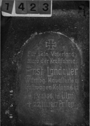 Grabstein 1423 [Hahn S. 130 Grab-Nr. 2027]: Grabstein 1423 (Detailaufnahme) [Hahn S. 130 Grab-Nr. 2027]