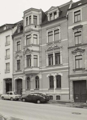 Wohnhaus : Plauen-Bahnhofsvorstadt, Karlstraße 39. Wohnhaus, Straßenansicht