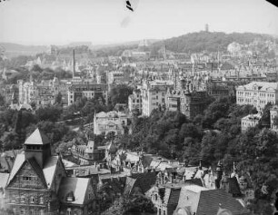 Plauen, Stadtansicht : Plauen. Stadtteilansicht gegen Bärenstein mit Aussichtsturm