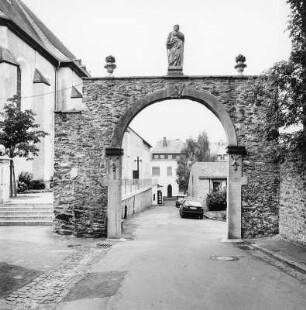 St. Matthias-Pforte; Villmar, Peter-Paul-Straße