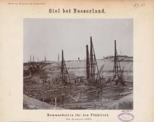 Dortmund-Ems-Kanal. Nesserlander Siel, Emden: Rammarbeiten für den Pfahlrost