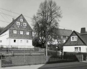 Neukirch, Wohnstallhaus : Neukirch (Kreis Bautzen), Wohnstallhaus, An der Wehrbrücke 18, um 1850, Straßenansicht von der Hauptstraße