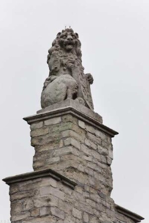 Groot Vleeshuis & Große Fleischhalle — Tierfigur