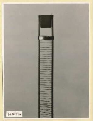 Gitter von Röhren 1, Foto 1954