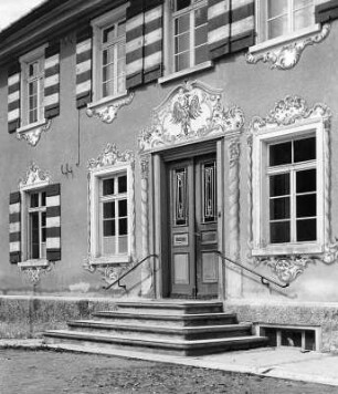 Argenbühl-Eglofs (Argenbühl). Rathaus (1826/1850). Portal