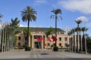 Stadtverwaltung in Marrakesch : Blick auf das Rathaus von Marrakesch, aufgenommen am 02.11.2008