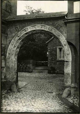 Gasthaus zum Engel, Tor