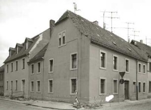Belgern, Elbstraße 23 und 24/Ecke Topfmarkt. Wohnhäuser (1801/1850, um 1800). Eckansicht