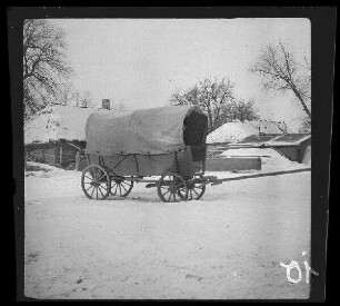 "Deutscher Kolonnenwagen für Panjepferdebespannung [Soldatensprache: Panje = polnischer oder russischer Bauer, aber auch russischer Soldat]" im Winter