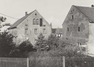 Mobschatz-Rennersdorf, Stauseeweg 1. Bauernhof. Wohnstallhaus (bez. 1858) und Scheune