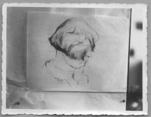Porträt einer Frau mit Bubikopf : Porträt einer Frau mit Bubikopf. Kohlezeichnung (1937; E. Richter), entstanden in Ankara
