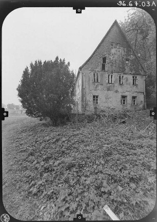 Pommritz-Niethen (Hochkirch-Niethen), Nr. 1. Rittergut (Erwähnung 1424). Herrenhaus. Giebelfront