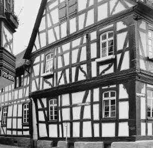 Gasthaus zum Taunus; Idstein, König-Adolf-Platz 15